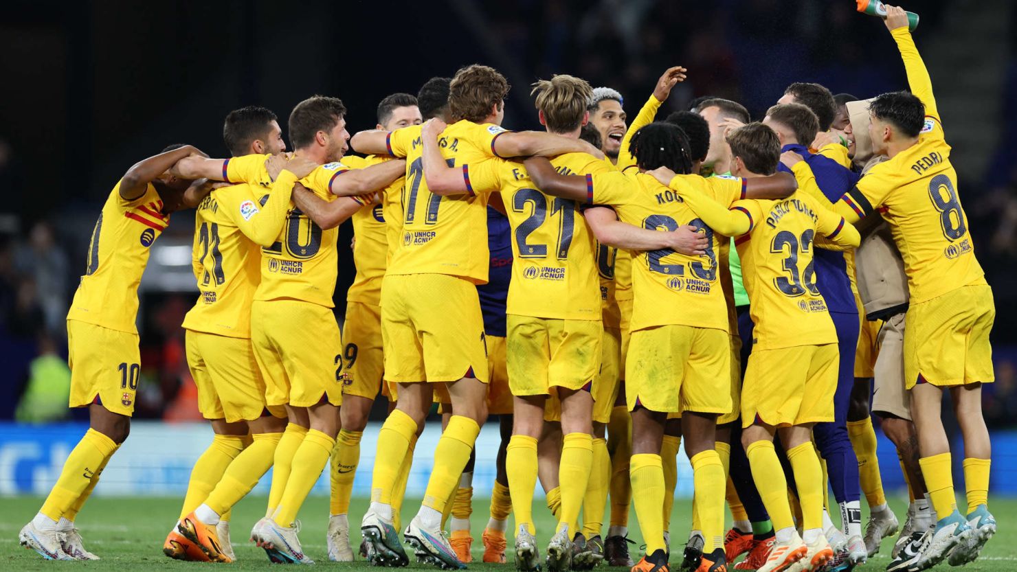 前所未有的 前所未有的