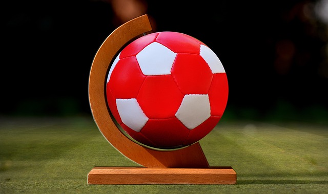 脱颖而出的 脱颖而出的